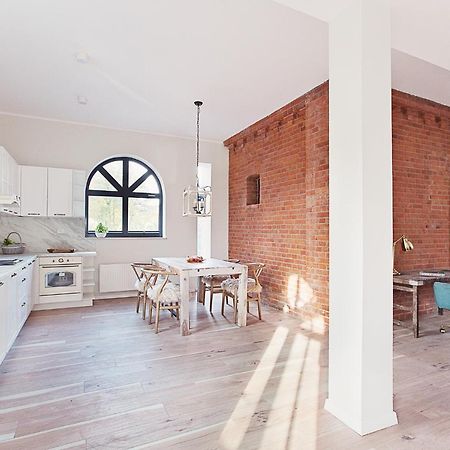 דירות שצ'צ'ינק Loft Soho מראה חיצוני תמונה