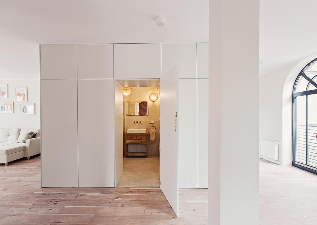 דירות שצ'צ'ינק Loft Soho מראה חיצוני תמונה