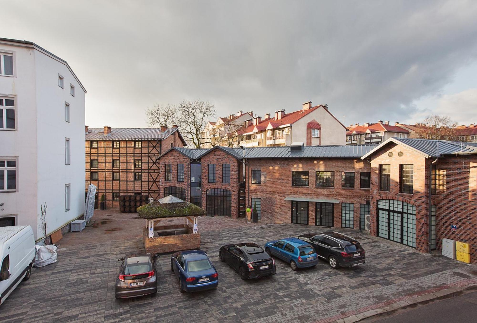 דירות שצ'צ'ינק Loft Soho מראה חיצוני תמונה